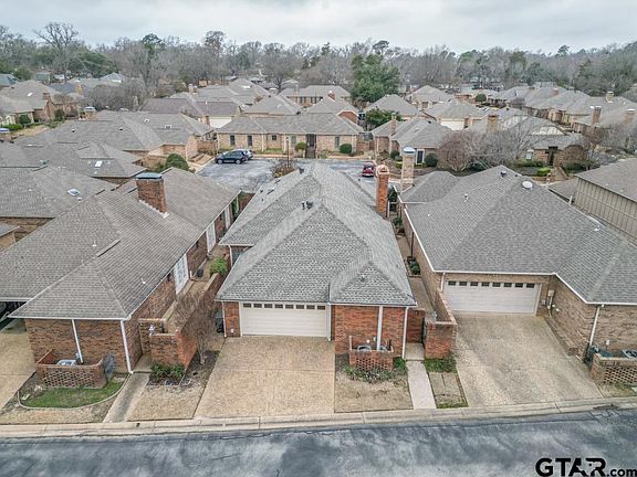 2nd image of 3306 Saint James Ct