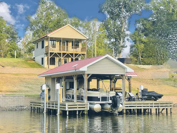 237 Willifords Point Dr, Roxboro, NC 27574