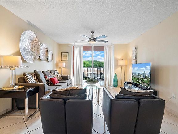 3rd image of 19601 E Country Club Dr #7203
