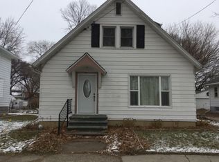 220 Newhall St, Green Bay, WI 54302