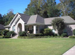 138 Fairway Dr, Benton, KY 42025
