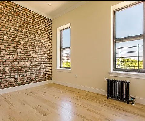 4th image of 946 Bushwick Ave #405