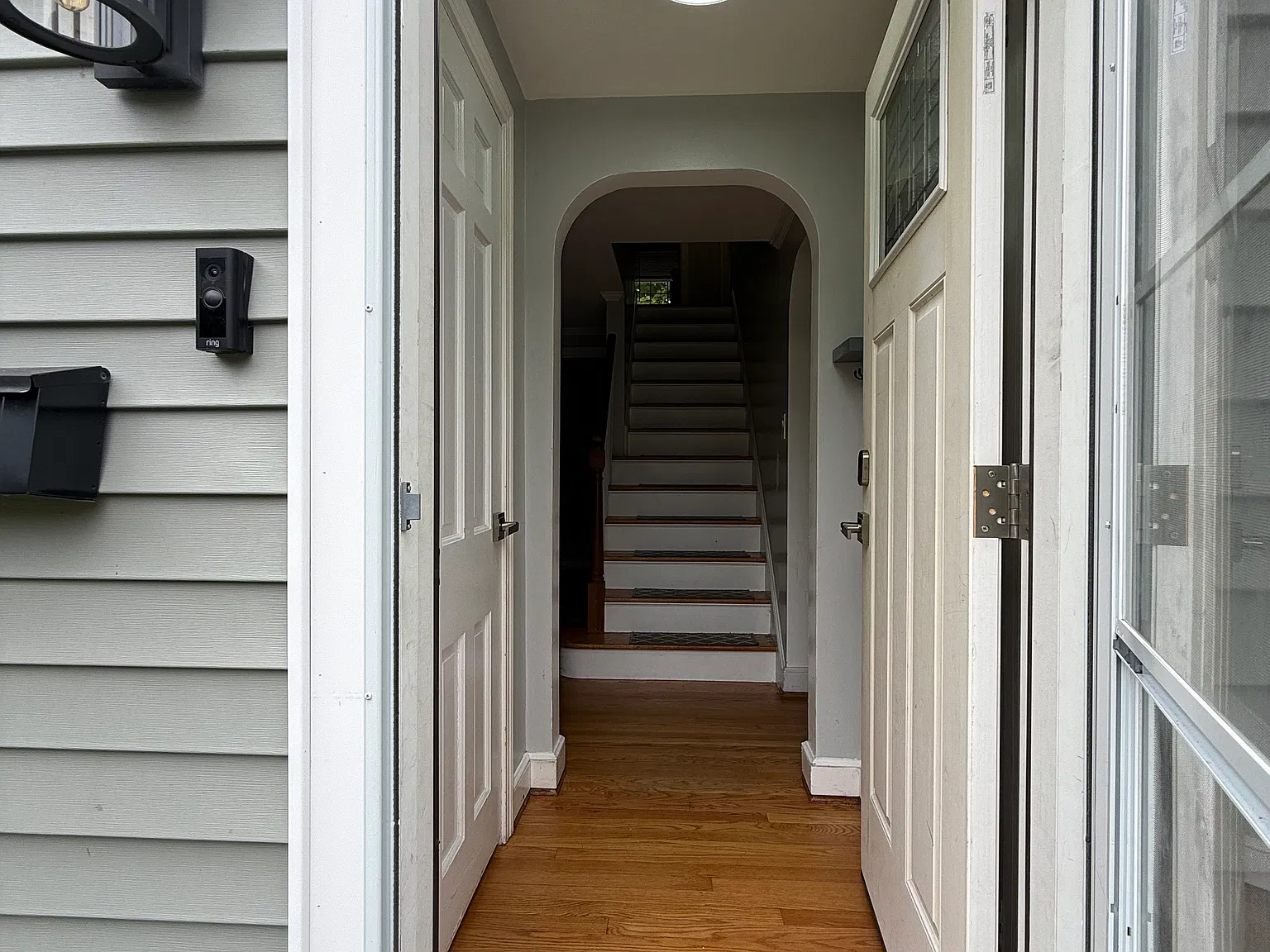 3 bed, 1450 sqft, $3,000 — Photo 2