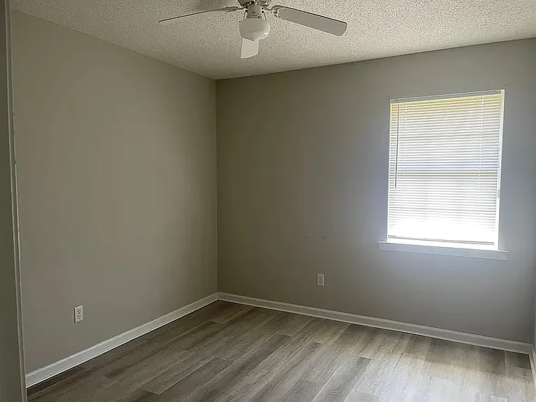1311 Loblolly Dr — Photo 8