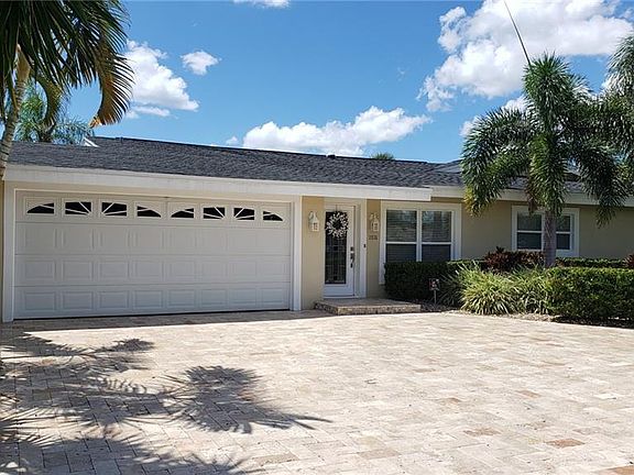 5th image of 3936 Fontainebleau Dr