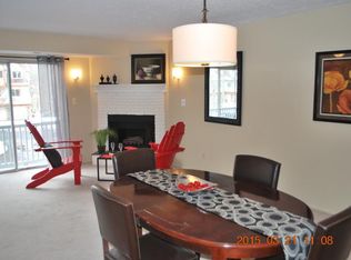 214 Woods Edge Dr, Succasunna, NJ 07876