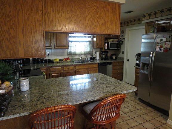 5th image of 1793 NE 154th St