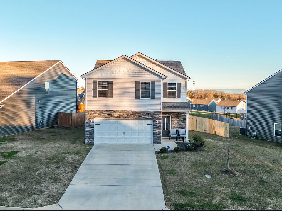1st image of 1044 Curly Top Ln