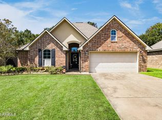 308 Rocky Ridge St, Youngsville, LA 70592