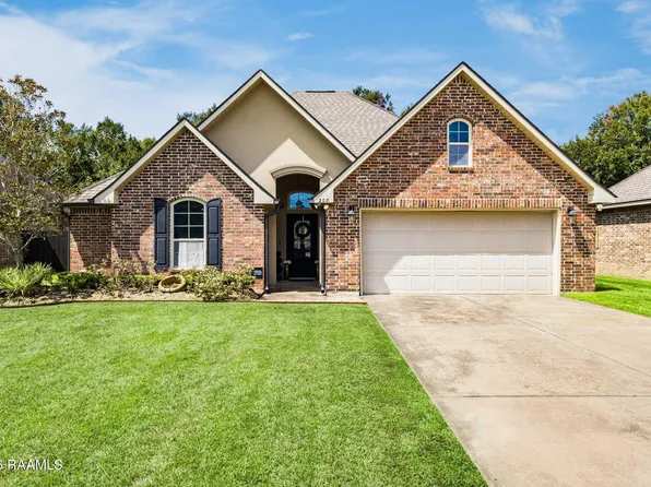308 Rocky Ridge St, Youngsville, LA 70592