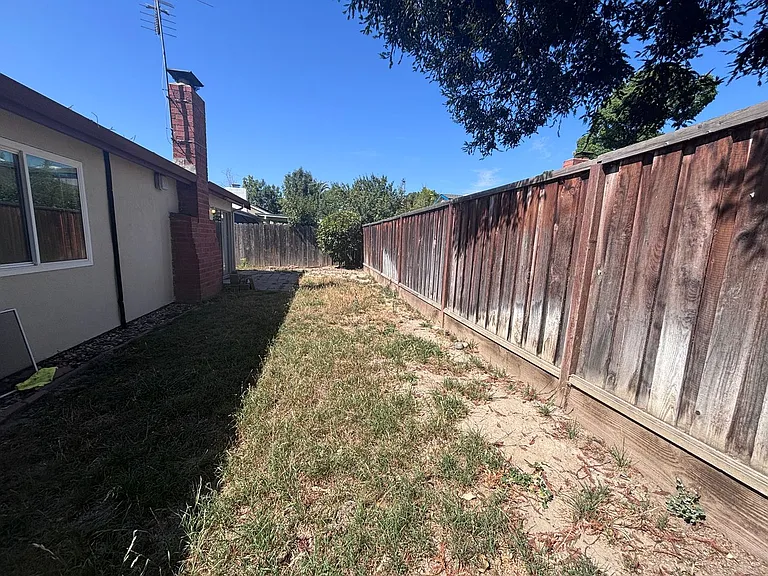 5328 Cedar Grove Cir — Photo 12