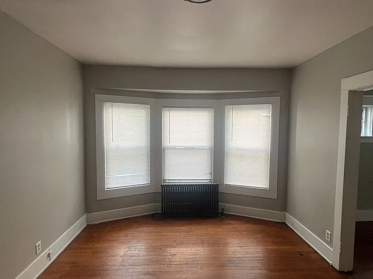 15 Ellicott St — Photo 3
