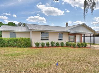 352 E 630th Hwy, Frostproof, FL 33843