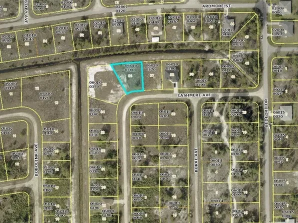 764 Cashmere Ave, Lehigh Acres, FL 33974