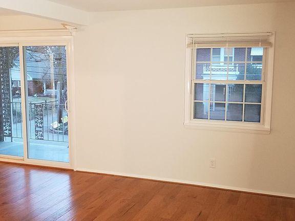 3rd image of 2124 Dorothy Ave APT 6