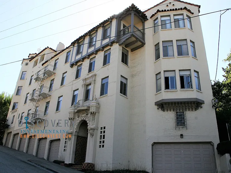 Ivy Dr. 2551 — Photo 1