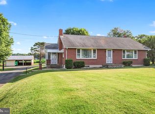 604 Blandon Rd, Fleetwood, PA 19522