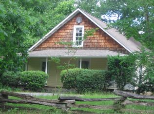 253 Pine St, Black Mountain, NC 28711