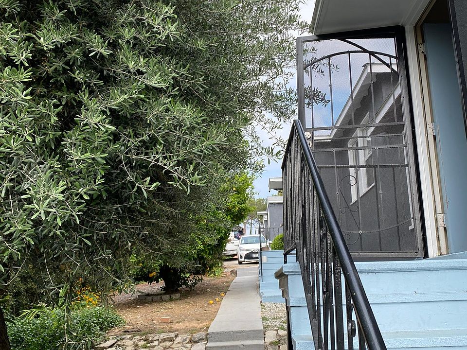 1st image of 1354 Armadale Ave #1354