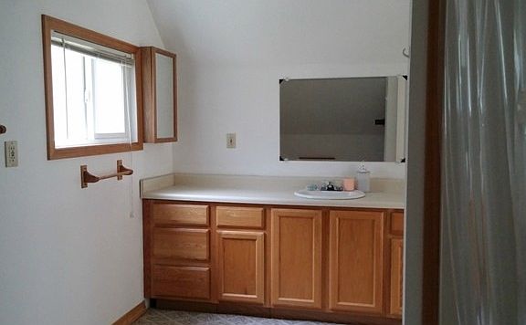 5th image of 1611 NE Toonerville Dr