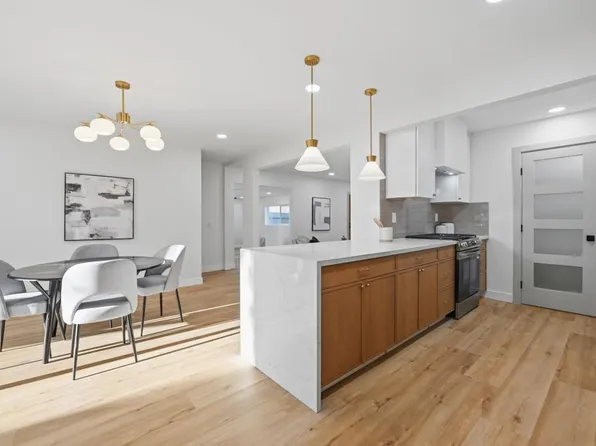 4982 Ensign St, San Diego, CA 92117