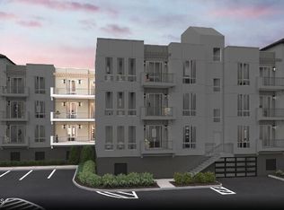 202 Deal Lake Dr #U-104, Asbury Park, NJ 07712
