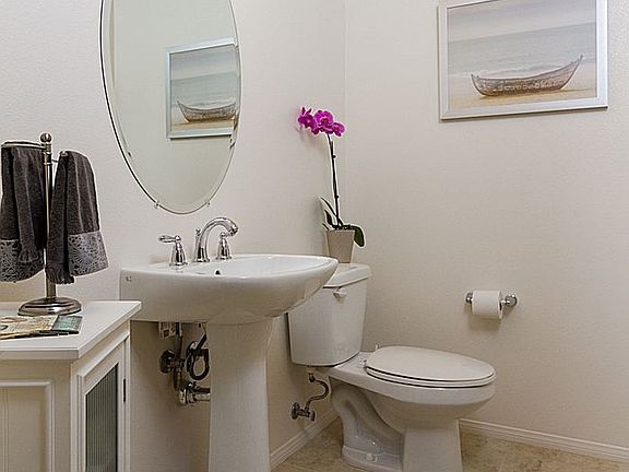 2nd image of 792 Ocean Breeze Dr