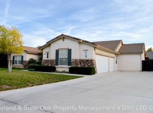 700 River Oaks Dr, Paso Robles, CA 93446