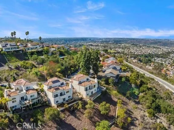 6372 Camino Largo, San Diego, CA 92120