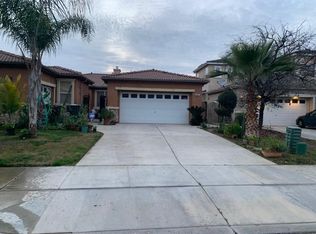 1031 Rosewood Ave, Sanger, CA 93657