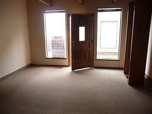 4th image of 2614 Fort Vancouver Way