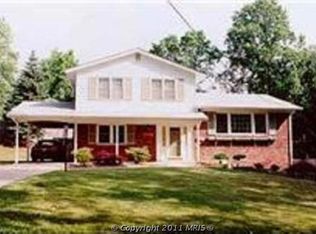 14211 Greenspan Ln, Rockville, MD 20853