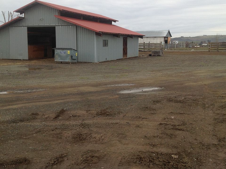 2nd image of 1190 Old Naches Hwy