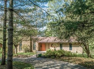 6560 N Viking Ridge Rd, Bloomington, IN 47408