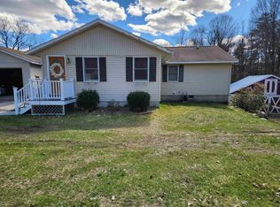 15 Dell Rd, Springfield, VT 05156