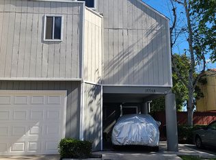 15736 S B St, Tustin, CA 92780