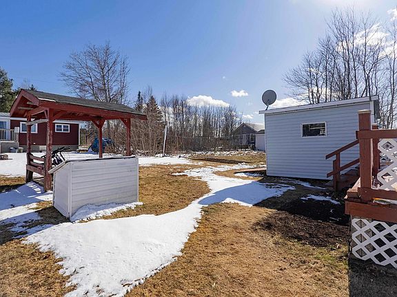 4th image of 110 Jackson Point Rd