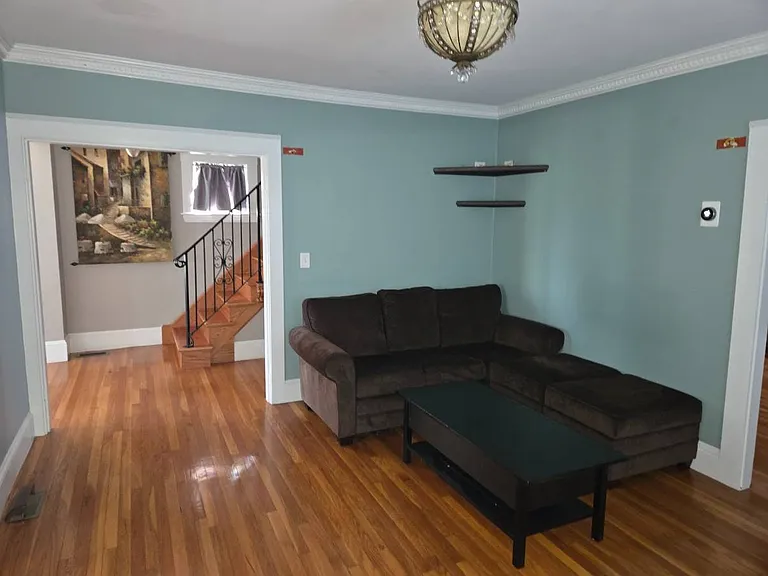 26 Pearl St — Photo 14