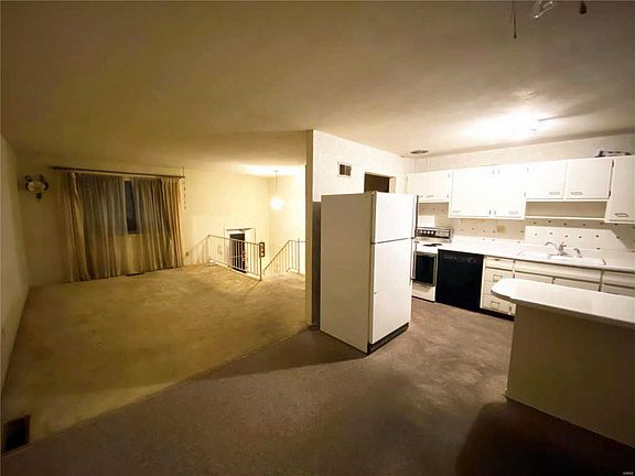 5th image of 12044 Glenpark Dr
