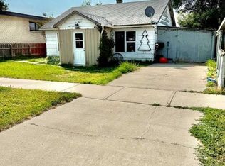 5022 N 41st Ave, Taber, AB T1G1A7