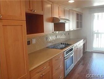 4th image of 575 Esplanade APT 305