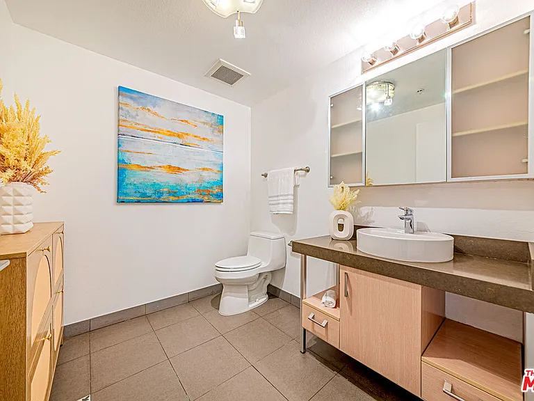 1234 Wilshire Blvd #321 — Photo 13