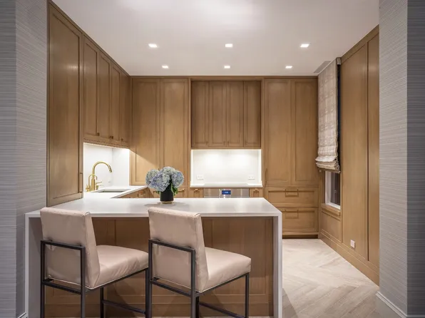 7 Corbin Place image 1 of 14