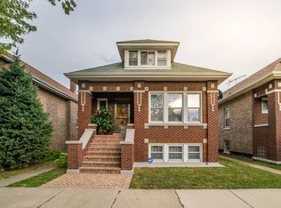 2415 Ridgeland Ave, Berwyn, IL 60402