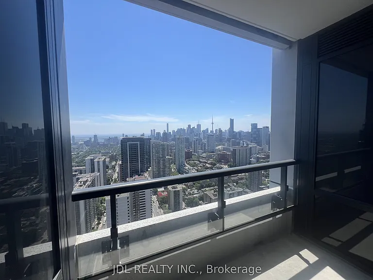 609 Sherbourne St #4701 — Photo 6