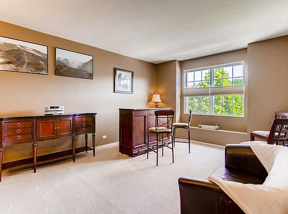 4th image of 1030 Talcott Ave #1030
