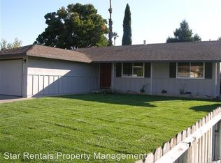 370 Weatherly Way, Vacaville, CA 95687
