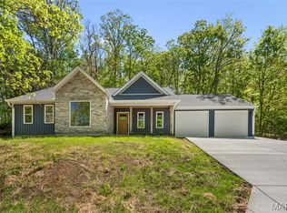 3112 Del Rio Dr, High Ridge, MO 63049