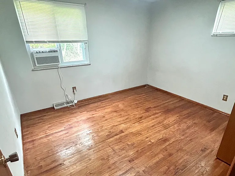 6583 Sentry Ave — Photo 10