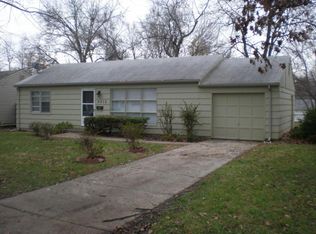 9012 Hardy Dr, Overland Park, KS 66212